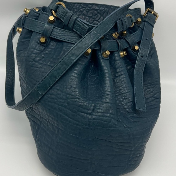 Authentic Alexander Wang Diego medium bucket bag - Picture 15 of 15